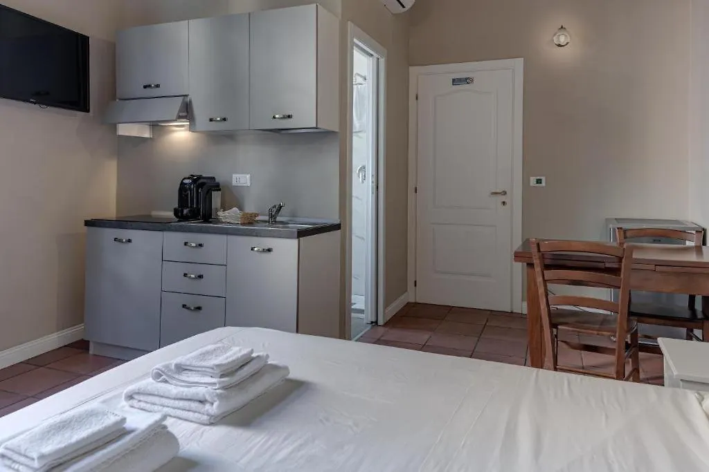 Due Torri Rooms - Bedinbolognacentro Bolonya