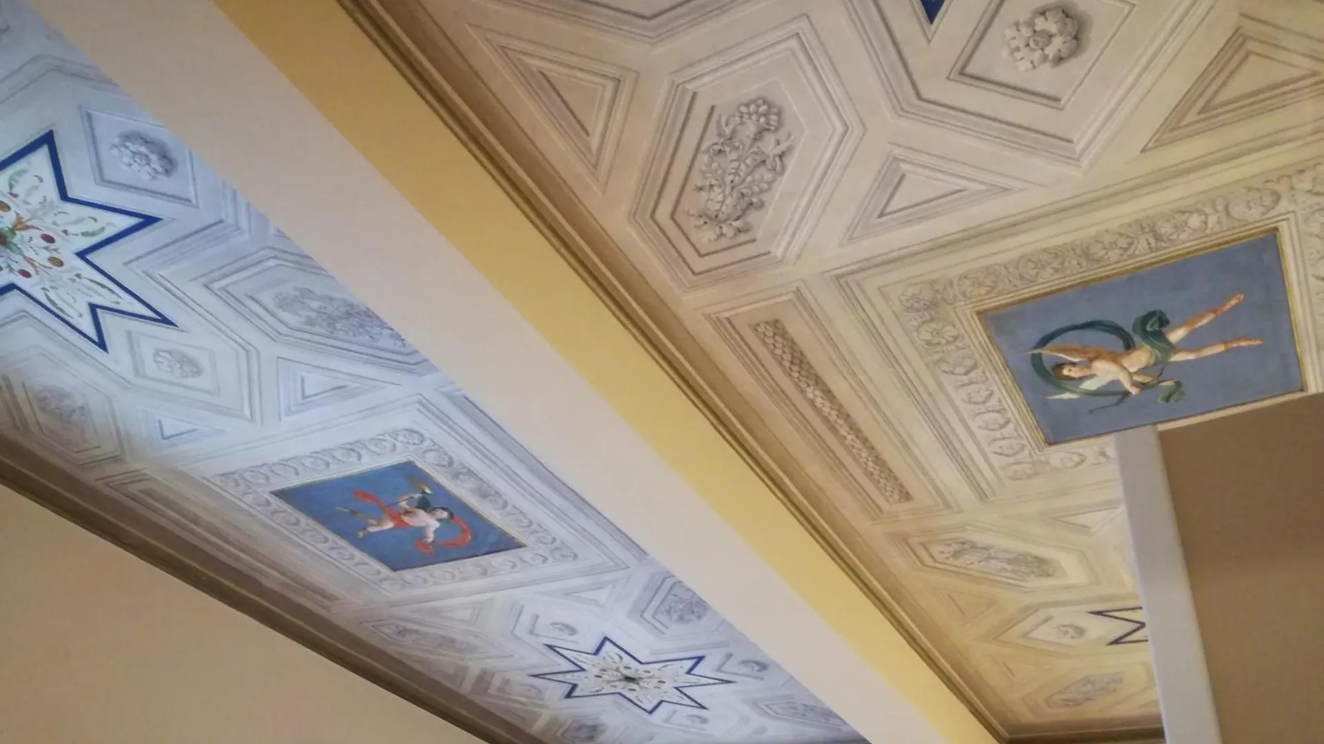 Konukevi Due Torri Rooms - Bedinbolognacentro